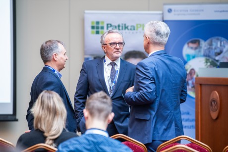 Orvosnapok 15. alkalommal Fehérváron: fókuszban a gyógyszerek mellékhatásai